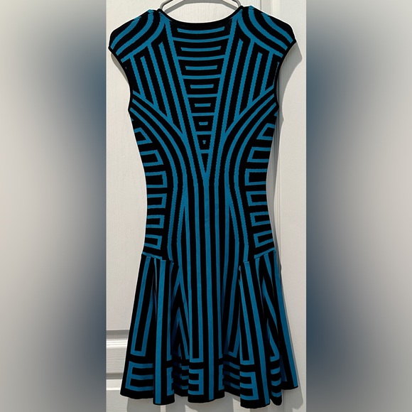 RVN Cap Sleeve Stripe Geometric Knit Mini Skater Dress in Black & Peacock - Picture 6 of 8